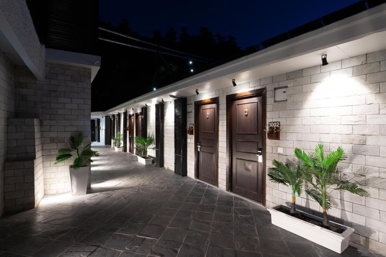 The Legacy Hotel Shimla Bagian luar foto