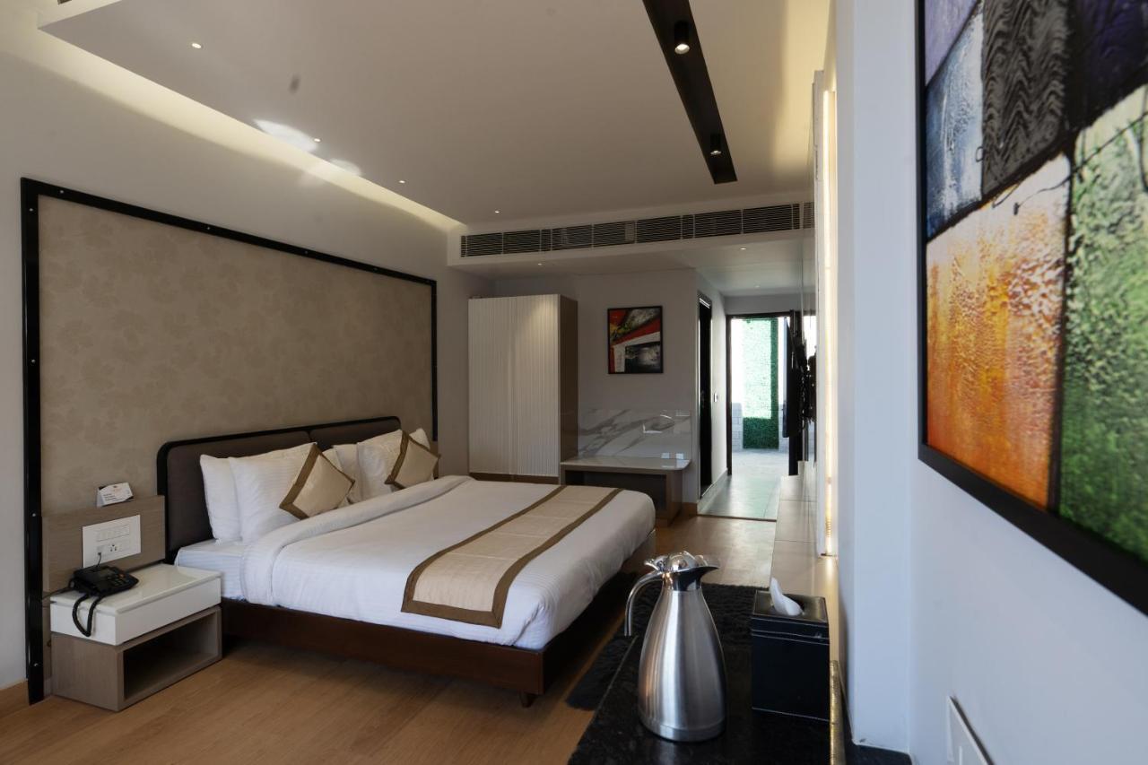 The Legacy Hotel Shimla Bagian luar foto